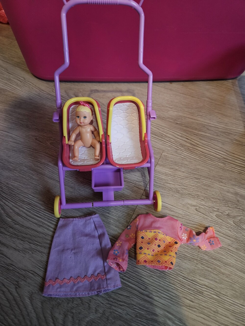 🧡3/$15 2001 Stroll 'N Play Barbie & Krissy Twins